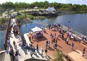 Finalists in New York state Gov. Andrew Cuomo's canal competition will receive up to $1.5 million to implement their proposals. 