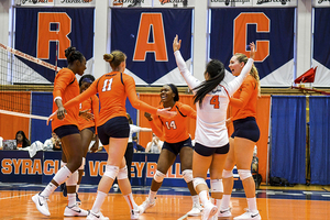 Syracuse won in four sets to extend its best ACC start ever.