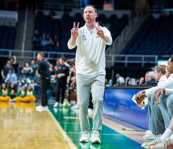 Gerry McNamara forges new path at Siena after 19 seasons with SU